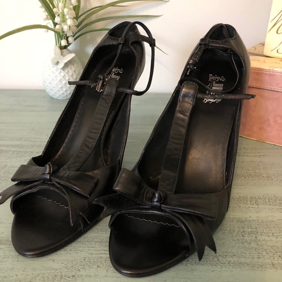 JLO black sandals - Picture 1 of 3